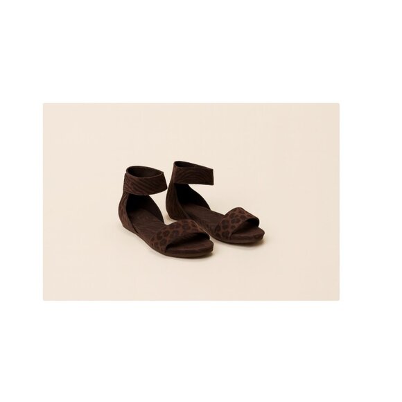 Pedro Garcia Sandals Womens Size 6.5 Brown Leopard Print Suede Ankle Strap - Picture 1 of 6